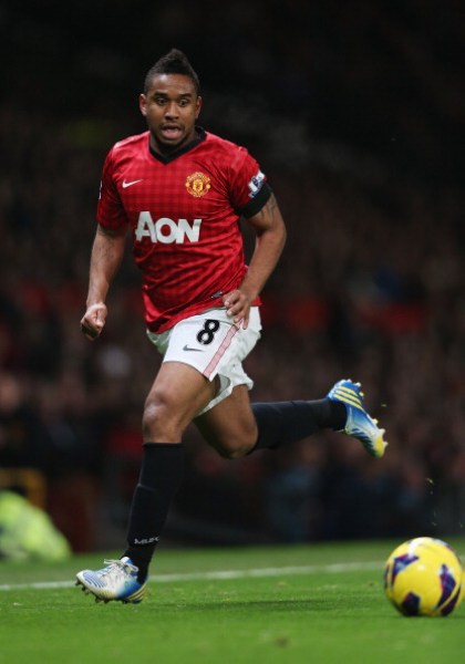 这名枪手持 这名枪手持