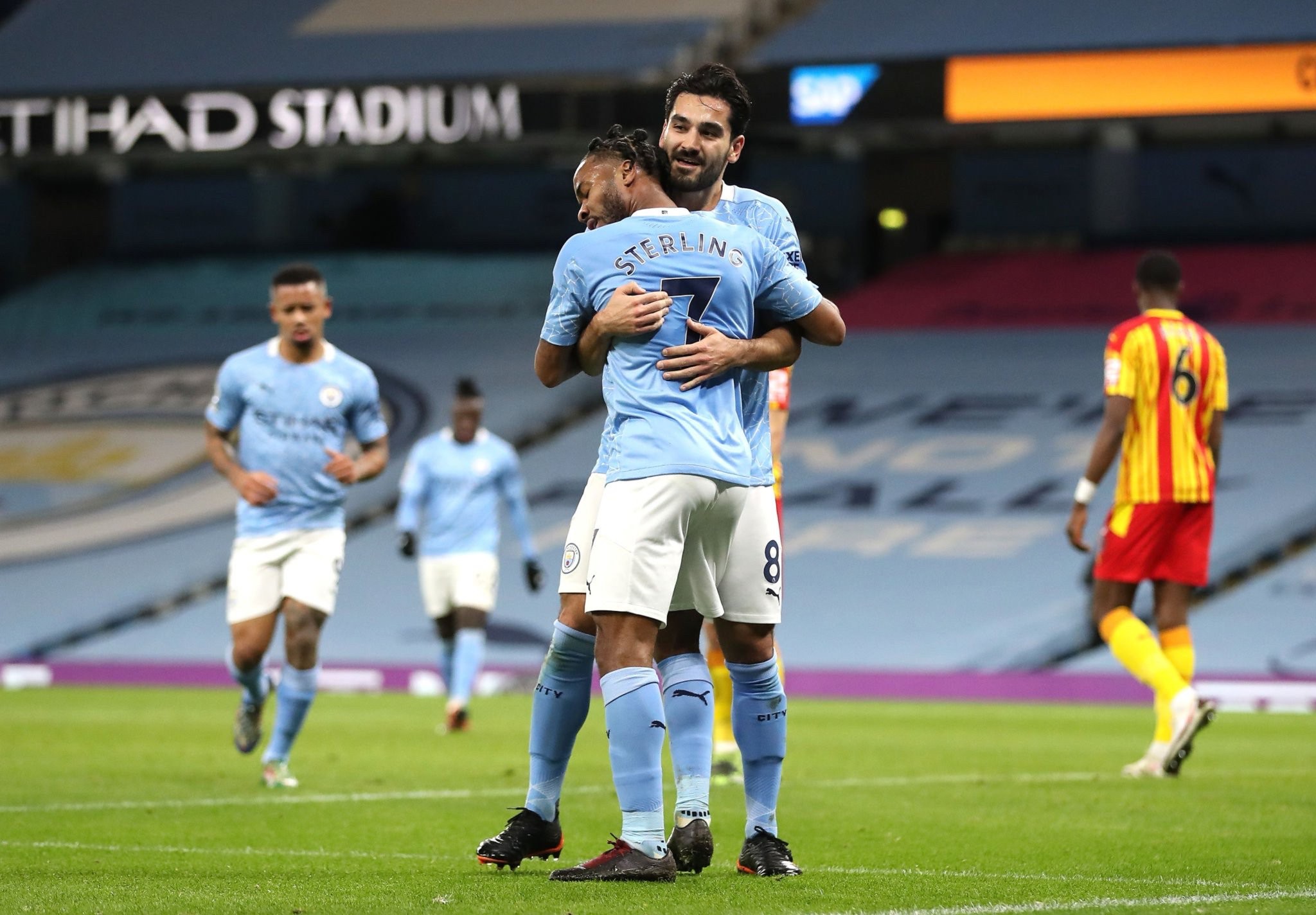 这场转会争 这场转会争